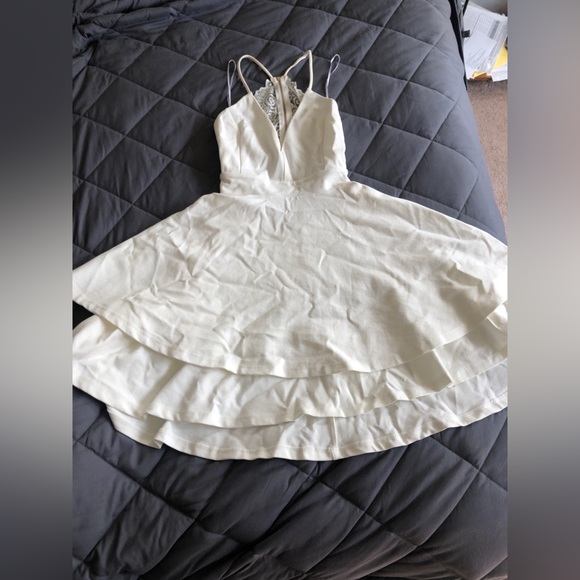Dainty Hooligan White Layered Dress with Lace - Picture 1 of 5